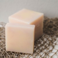 rose-leaf-boxed-soap